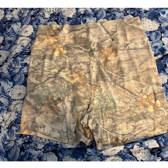 Camo Print T-Shirt and Shorts Set - Picture 5 of 7